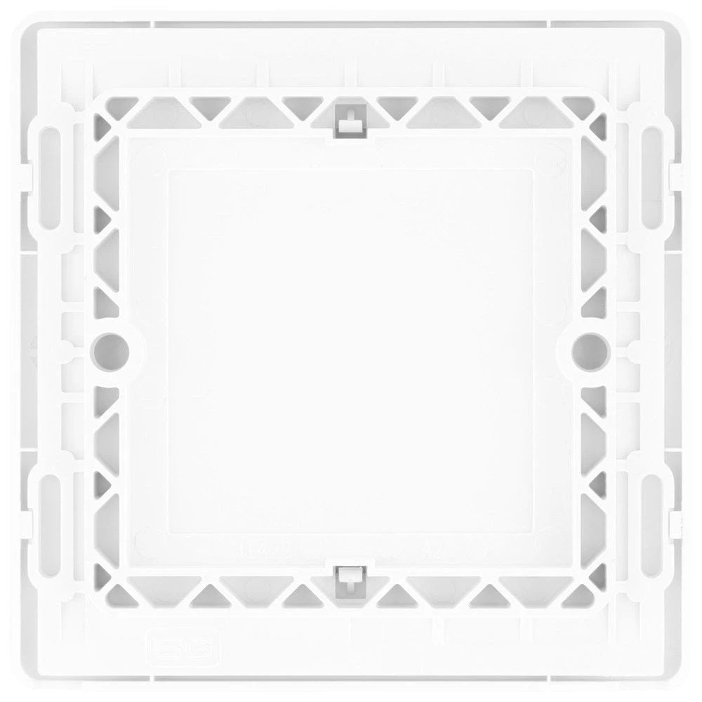 BG Evolve Pearl White Single Blank Plate PCDCL94W 6 BG Evolve Pearl White Single Blank Plate PCDCL94W - Image 4