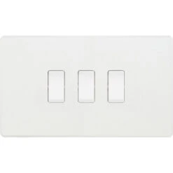 BG Evolve Pearl White 3G 2W Light Switch PCDCL432W