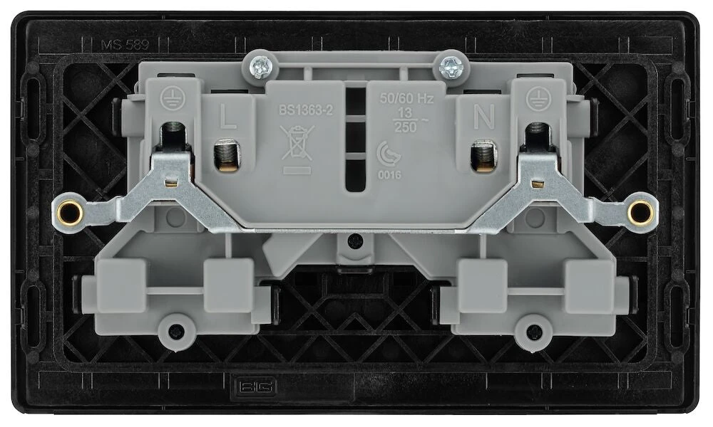 BG Evolve Black Chrome 13A Double Socket PCDBC22B 6 BG Evolve Black Chrome 13A Double Socket PCDBC22B - Image 4
