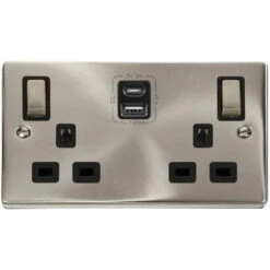 Click Deco Satin Chrome 13A Double A+C USB Socket VPSC586BK