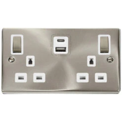 Click Deco Satin Chrome 13A Double A+C USB Socket VPSC586WH