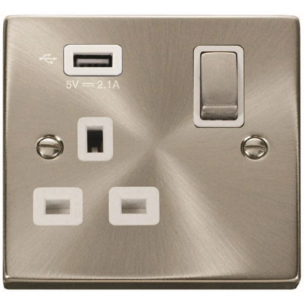 Click Deco Satin Chrome 13A Single USB Socket VPSC571UWH 3 Click Deco Satin Chrome 13A Single USB Socket VPSC571UWH