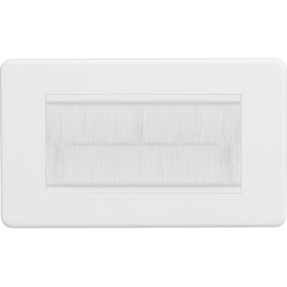 Knightsbridge Screwless Matt White 4G Cable Brush Outlet SF4GMWBRW 3 Knightsbridge Screwless Matt White 4G Cable Brush Outlet SF4GMWBRW