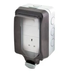 BG Storm Weatherproof Large Housing Single Socket WP23L