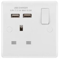 BG White Moulded 13A Single USB Socket 821U2