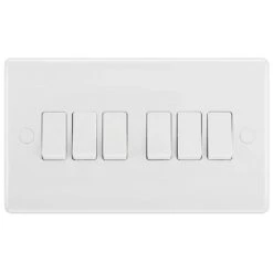BG White Moulded 6G 2W Light Switch 846