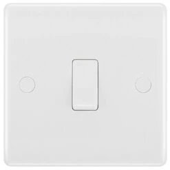 BG White Moulded Intermediate Light Switch 813